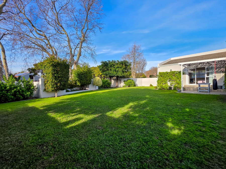 3 Bedroom Property for Sale in Constantia Western Cape